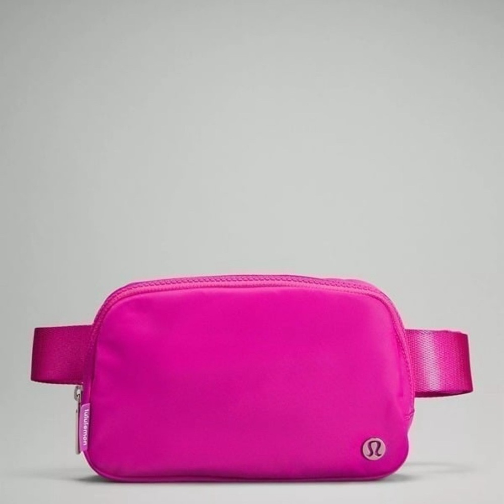 Lululemon everywhere belts bag 1L *** sonic pink ***